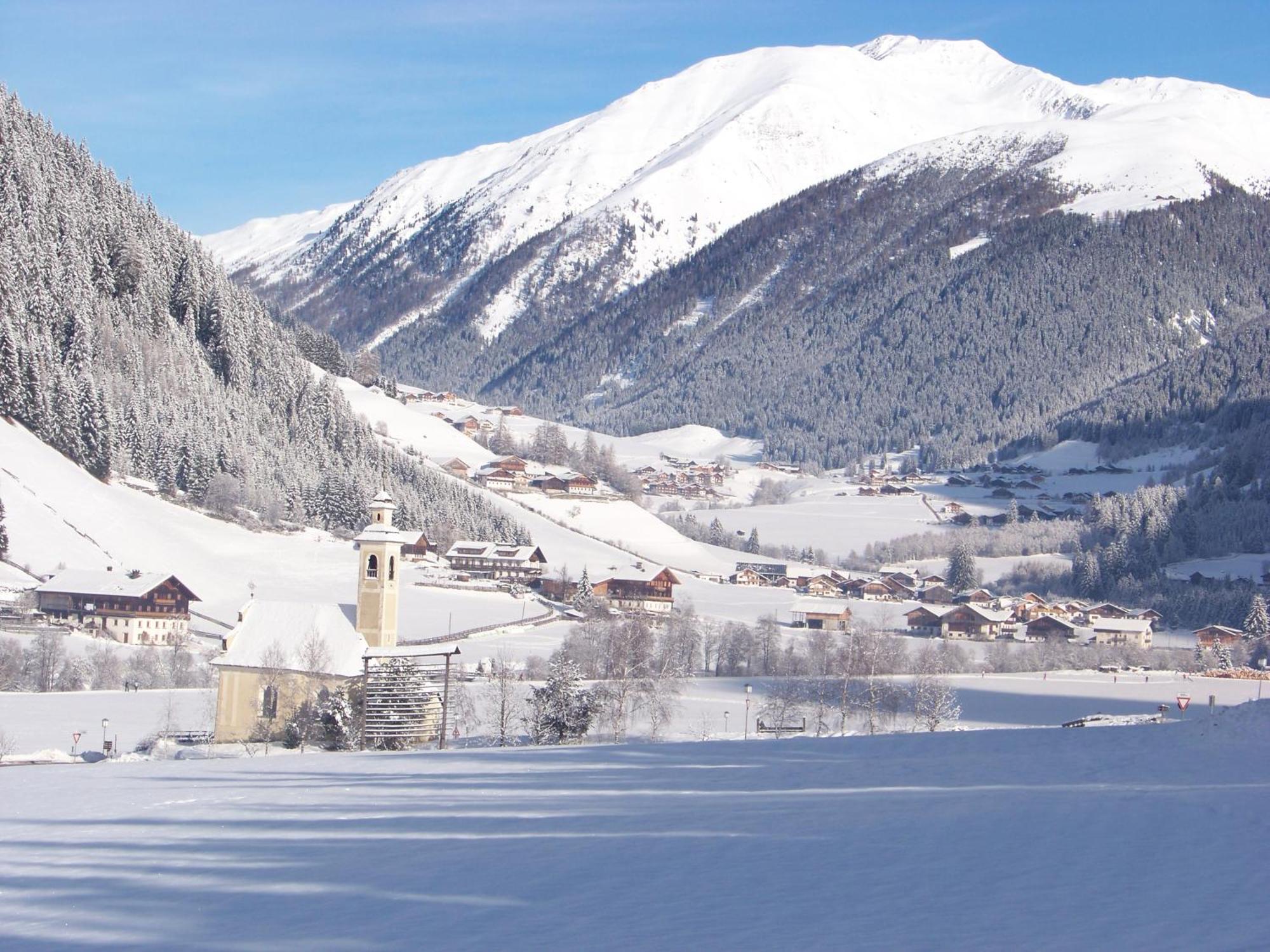 Hotel Waldruhe Santa Maddalena in Casies Exterior photo