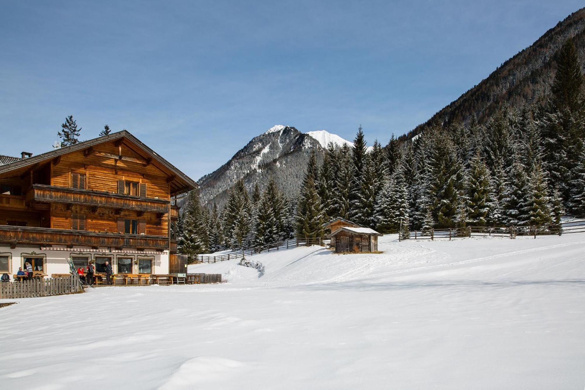 Hotel Waldruhe Santa Maddalena in Casies Exterior photo