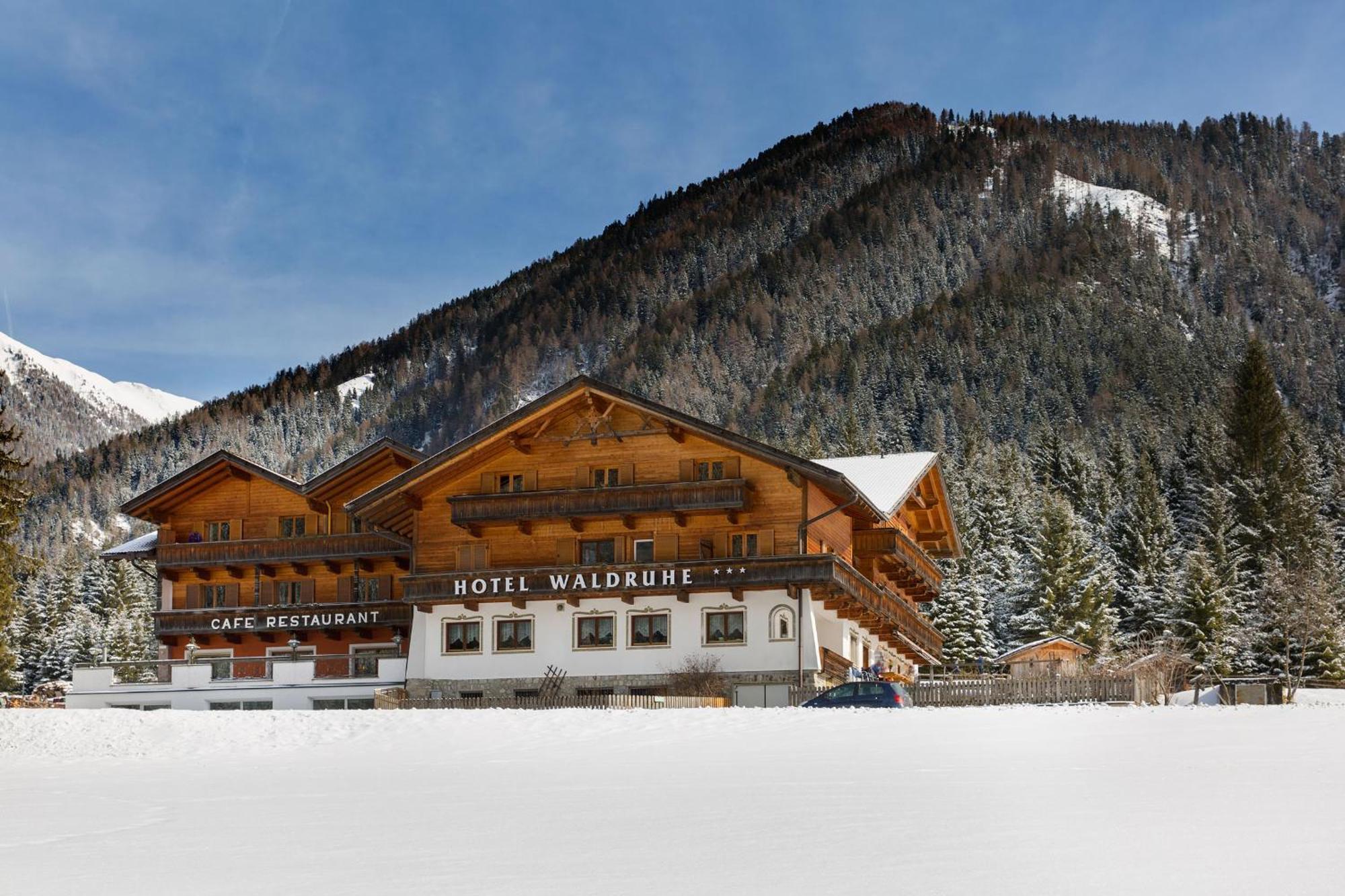 Hotel Waldruhe Santa Maddalena in Casies Exterior photo